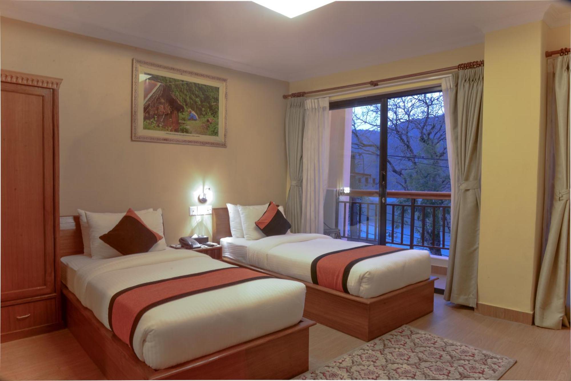 Hotel Raniban Arcade Pokhara Exterior photo