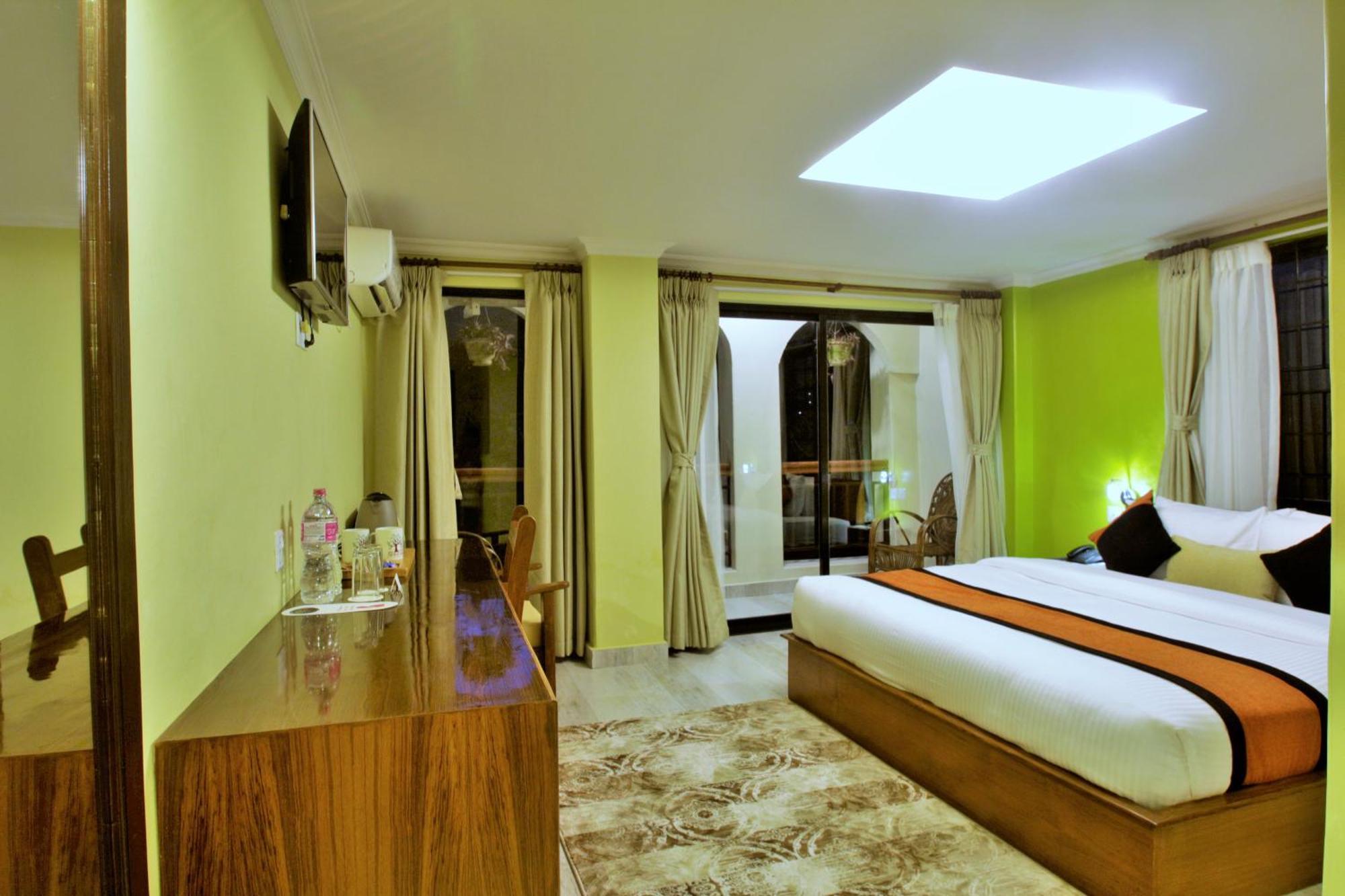 Hotel Raniban Arcade Pokhara Exterior photo
